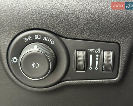 Сірий Джип Compass, об'ємом двигуна 2.36 л та пробігом 73 тис. км за 21900 $, фото 48 на Automoto.ua