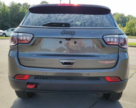 Сірий Джип Compass, об'ємом двигуна 2.4 л та пробігом 18 тис. км за 9500 $, фото 5 на Automoto.ua