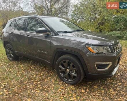 Сірий Джип Compass, об'ємом двигуна 2.4 л та пробігом 164 тис. км за 16900 $, фото 2 на Automoto.ua