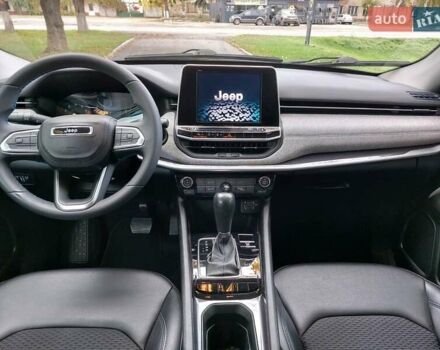 Джип Компас 2021 в Ромнах на Automoto.ua Серый Джип Компас, объемом двигателя 2.36 л и пробегом 74 тыс. км за 17600 $, фото 14 на Automoto.ua