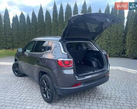 Серый Джип Компас, объемом двигателя 2.36 л и пробегом 46 тыс. км за 17400 $, фото 2 на Automoto.ua
