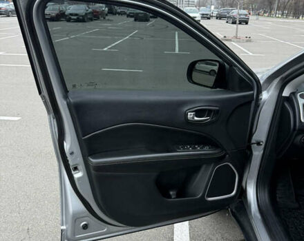 Сірий Джип Compass, об'ємом двигуна 2.36 л та пробігом 128 тис. км за 16100 $, фото 9 на Automoto.ua