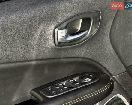 Сірий Джип Compass, об'ємом двигуна 2.4 л та пробігом 128 тис. км за 16900 $, фото 30 на Automoto.ua