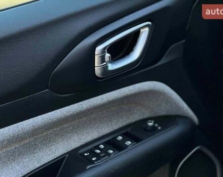 Сірий Джип Compass, об'ємом двигуна 2.36 л та пробігом 55 тис. км за 17900 $, фото 8 на Automoto.ua