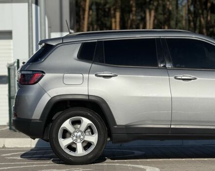 Сірий Джип Compass, об'ємом двигуна 2.4 л та пробігом 128 тис. км за 16900 $, фото 4 на Automoto.ua