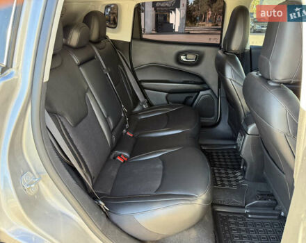 Сірий Джип Compass, об'ємом двигуна 2.4 л та пробігом 128 тис. км за 16900 $, фото 38 на Automoto.ua