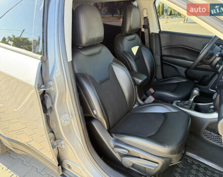 Сірий Джип Compass, об'ємом двигуна 2.4 л та пробігом 128 тис. км за 16900 $, фото 36 на Automoto.ua