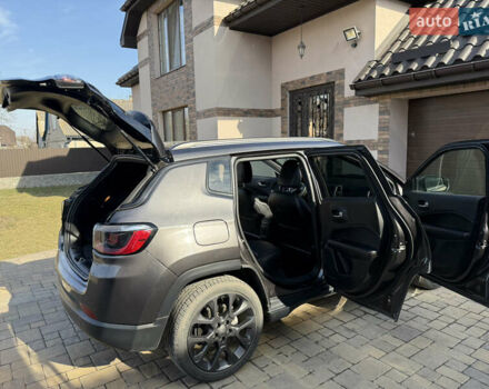 Сірий Джип Compass, об'ємом двигуна 2.4 л та пробігом 108 тис. км за 21274 $, фото 17 на Automoto.ua