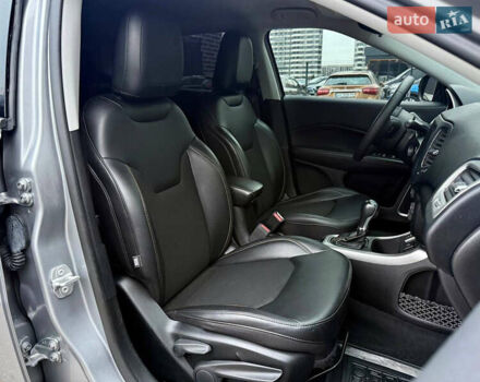 Сірий Джип Compass, об'ємом двигуна 2.4 л та пробігом 128 тис. км за 17800 $, фото 39 на Automoto.ua