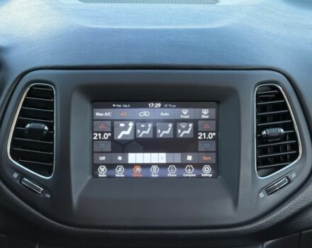 Сірий Джип Compass, об'ємом двигуна 2.4 л та пробігом 128 тис. км за 16900 $, фото 15 на Automoto.ua