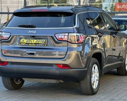 Сірий Джип Compass, об'ємом двигуна 2.36 л та пробігом 55 тис. км за 17900 $, фото 5 на Automoto.ua