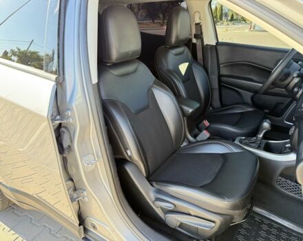 Сірий Джип Compass, об'ємом двигуна 2.4 л та пробігом 128 тис. км за 16900 $, фото 22 на Automoto.ua