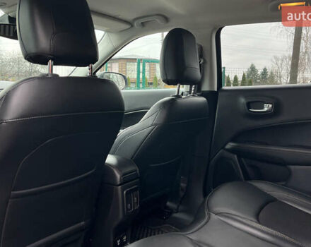 Серый Джип Компас, объемом двигателя 2.4 л и пробегом 111 тыс. км за 18999 $, фото 18 на Automoto.ua