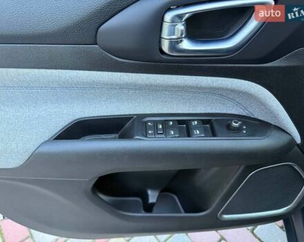 Джип Компас 2021 в Харькове на Automoto.ua Серый Джип Компас, объемом двигателя 2.36 л и пробегом 31 тыс. км за 19700 $, фото 15 на Automoto.ua