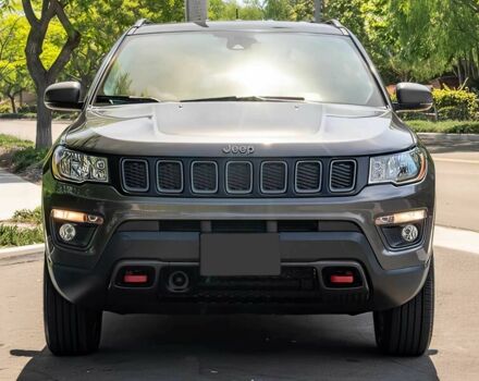 Серый Джип Компас, объемом двигателя 2.4 л и пробегом 14 тыс. км за 5400 $, фото 1 на Automoto.ua