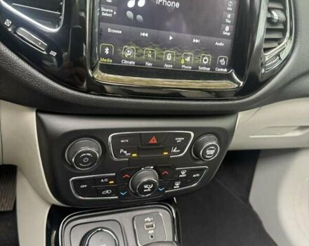 Сірий Джип Compass, об'ємом двигуна 2.4 л та пробігом 164 тис. км за 16900 $, фото 12 на Automoto.ua