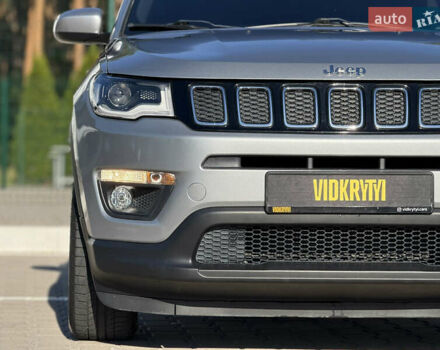 Сірий Джип Compass, об'ємом двигуна 2.4 л та пробігом 128 тис. км за 16900 $, фото 3 на Automoto.ua