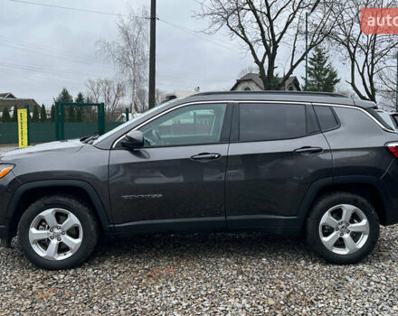 Сірий Джип Compass, об'ємом двигуна 2.4 л та пробігом 111 тис. км за 18999 $, фото 3 на Automoto.ua