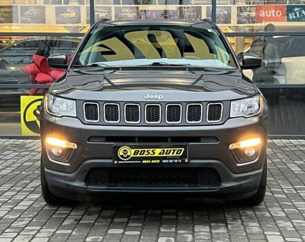 Серый Джип Компас, объемом двигателя 2.36 л и пробегом 100 тыс. км за 18000 $, фото 1 на Automoto.ua