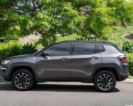 Серый Джип Компас, объемом двигателя 2.4 л и пробегом 14 тыс. км за 5400 $, фото 3 на Automoto.ua