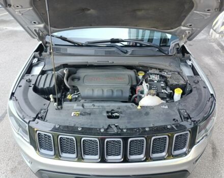 Сірий Джип Compass, об'ємом двигуна 2 л та пробігом 107 тис. км за 19300 $, фото 3 на Automoto.ua