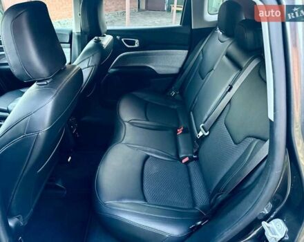 Джип Компас 2021 в Харькове на Automoto.ua Серый Джип Компас, объемом двигателя 2.36 л и пробегом 31 тыс. км за 19700 $, фото 12 на Automoto.ua