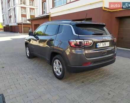 Сірий Джип Compass, об'ємом двигуна 2.36 л та пробігом 55 тис. км за 16900 $, фото 2 на Automoto.ua