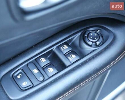 Сірий Джип Compass, об'ємом двигуна 2.36 л та пробігом 82 тис. км за 19500 $, фото 22 на Automoto.ua