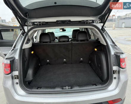 Сірий Джип Compass, об'ємом двигуна 2.36 л та пробігом 73 тис. км за 21900 $, фото 87 на Automoto.ua