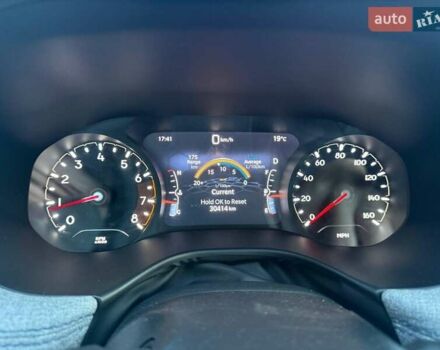 Серый Джип Компас, объемом двигателя 2.36 л и пробегом 31 тыс. км за 18500 $, фото 11 на Automoto.ua