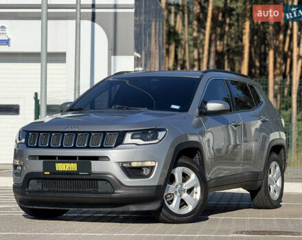Сірий Джип Compass, об'ємом двигуна 2.4 л та пробігом 128 тис. км за 16900 $, фото 1 на Automoto.ua