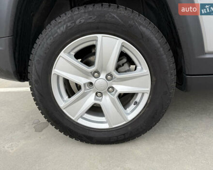 Сірий Джип Compass, об'ємом двигуна 2.36 л та пробігом 73 тис. км за 21900 $, фото 28 на Automoto.ua