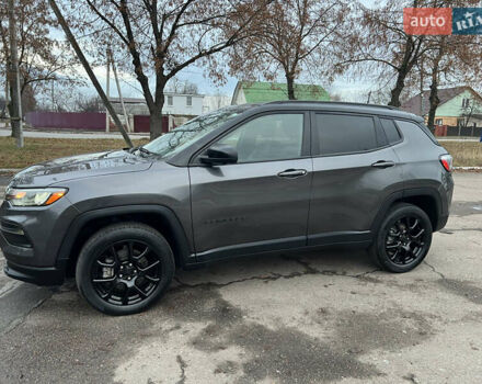 Сірий Джип Compass, об'ємом двигуна 2.4 л та пробігом 45 тис. км за 17900 $, фото 4 на Automoto.ua