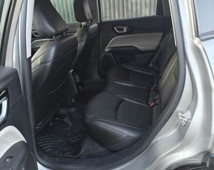 Серый Джип Компас, объемом двигателя 2.36 л и пробегом 43 тыс. км за 20700 $, фото 2 на Automoto.ua