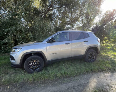 Серый Джип Компас, объемом двигателя 2.36 л и пробегом 9 тыс. км за 21900 $, фото 4 на Automoto.ua