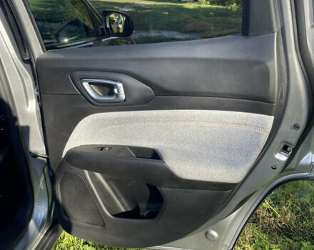 Серый Джип Компас, объемом двигателя 2.36 л и пробегом 9 тыс. км за 21900 $, фото 24 на Automoto.ua