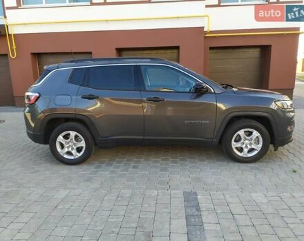 Серый Джип Компас, объемом двигателя 2.36 л и пробегом 55 тыс. км за 17000 $, фото 14 на Automoto.ua
