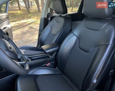 Джип Компас 2022 в Ахтырке на Automoto.ua Серый Джип Компас, объемом двигателя 2.36 л и пробегом 53 тыс. км за 20100 $, фото 17 на Automoto.ua