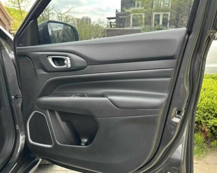 Серый Джип Компас, объемом двигателя 0 л и пробегом 131 тыс. км за 14000 $, фото 5 на Automoto.ua