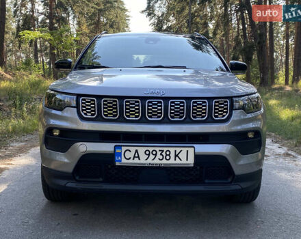 Серый Джип Компас, объемом двигателя 2.36 л и пробегом 54 тыс. км за 20777 $, фото 1 на Automoto.ua