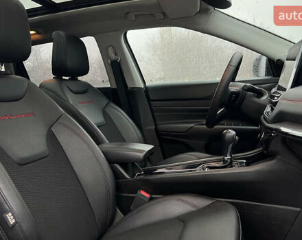 Серый Джип Компас, объемом двигателя 1.33 л и пробегом 36 тыс. км за 35700 $, фото 19 на Automoto.ua