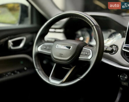 Серый Джип Компас, объемом двигателя 2.4 л и пробегом 38 тыс. км за 19000 $, фото 22 на Automoto.ua