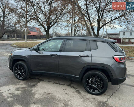 Сірий Джип Compass, об'ємом двигуна 2.4 л та пробігом 45 тис. км за 17900 $, фото 6 на Automoto.ua