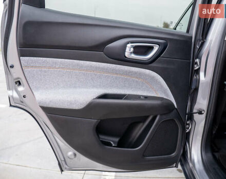 Серый Джип Компас, объемом двигателя 2.36 л и пробегом 43 тыс. км за 19500 $, фото 12 на Automoto.ua