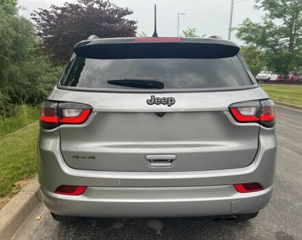 Сірий Джип Compass, об'ємом двигуна 2.4 л та пробігом 30 тис. км за 9000 $, фото 5 на Automoto.ua