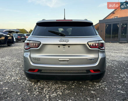 Сірий Джип Compass, об'ємом двигуна 2.4 л та пробігом 163 тис. км за 8900 $, фото 3 на Automoto.ua