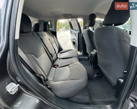 Серый Джип Компас, объемом двигателя 2.4 л и пробегом 85 тыс. км за 18500 $, фото 39 на Automoto.ua