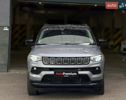 Серый Джип Компас, объемом двигателя 2.4 л и пробегом 38 тыс. км за 19000 $, фото 3 на Automoto.ua