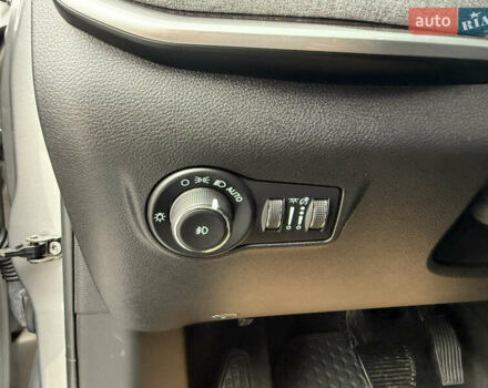 Серый Джип Компас, объемом двигателя 2.36 л и пробегом 47 тыс. км за 20600 $, фото 41 на Automoto.ua