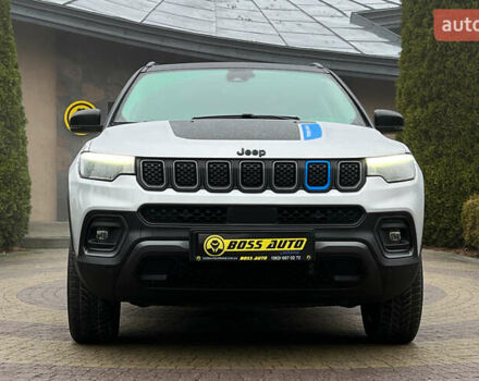 Серый Джип Компас, объемом двигателя 1.33 л и пробегом 36 тыс. км за 35700 $, фото 1 на Automoto.ua